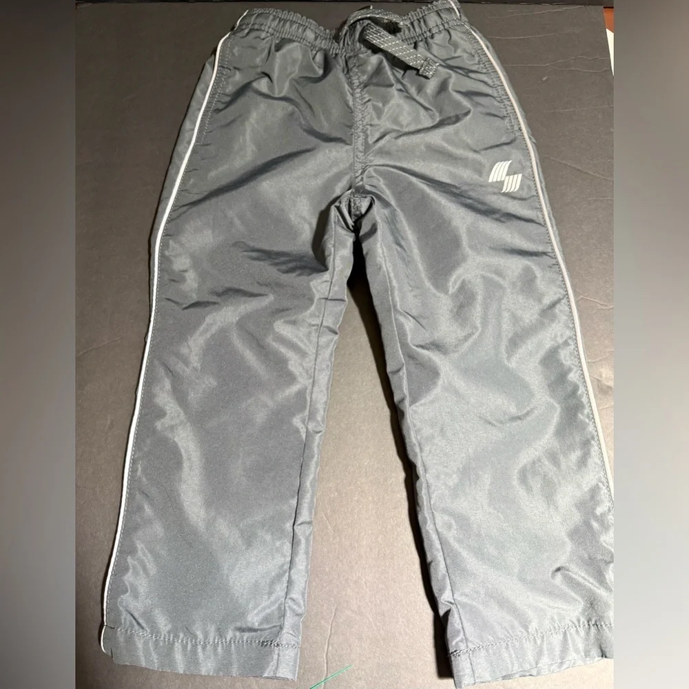 Place (The Children’s Place) Kids 3-Pack Active Pants - Navy, Gray & Black NWOT
